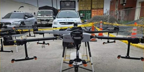 LA POLICÍA DECOMISA TRES DRONES DE ALTA TECNOLOGÍA, QUE LA DELINCUENCIA USABA PARA PROVEER ARMAS Y DROGA EN LA CÁRCEL