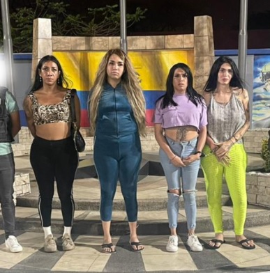 LA POLICÍA DETUVO A LA BANDA "LAS BARBIES" CONFORMADA POR 4 TRANSEXUALES VENEZOLANOS, QUE SE DEDICABAN AL SECUESTRO EXTORSIVO