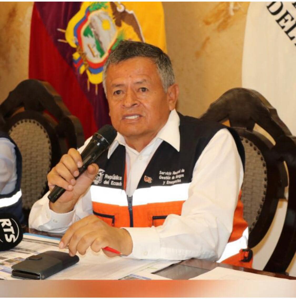 EL CORONEL MILTON BENÍTEZ, NOMBRADO GOBERNADOR DEL AZUAY.-