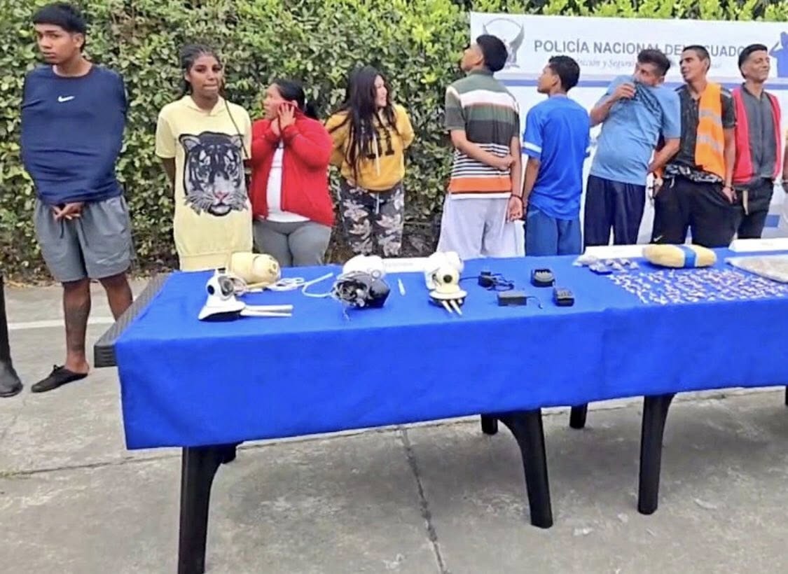 “OPERATIVO APOLO 28”
